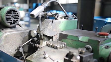 硬質(zhì)合金磨加工(gōng)時出現裂紋的原因和預防措施