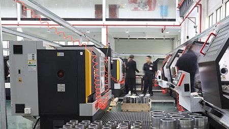 硬質(zhì)合金車(chē)刀(dāo)精(jīng)加工(gōng)内孔為(wèi)什麽比較适合