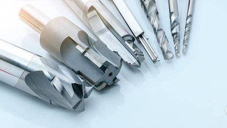 硬質(zhì)合金刀(dāo)具(jù)裂紋産(chǎn)生的原因和預防措施