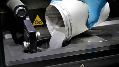 碳化鎢燒結後為(wèi)什麽會出現氣孔